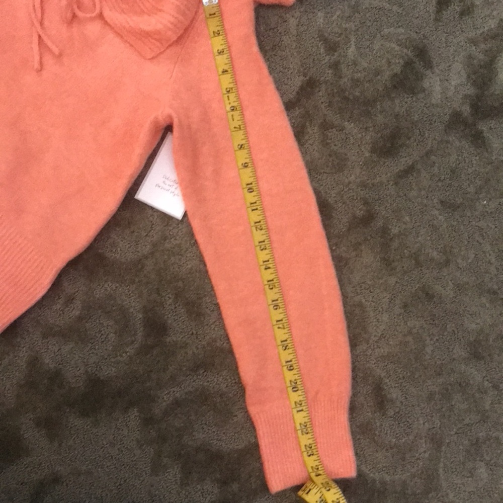 Sweater - Picture 4 of 8